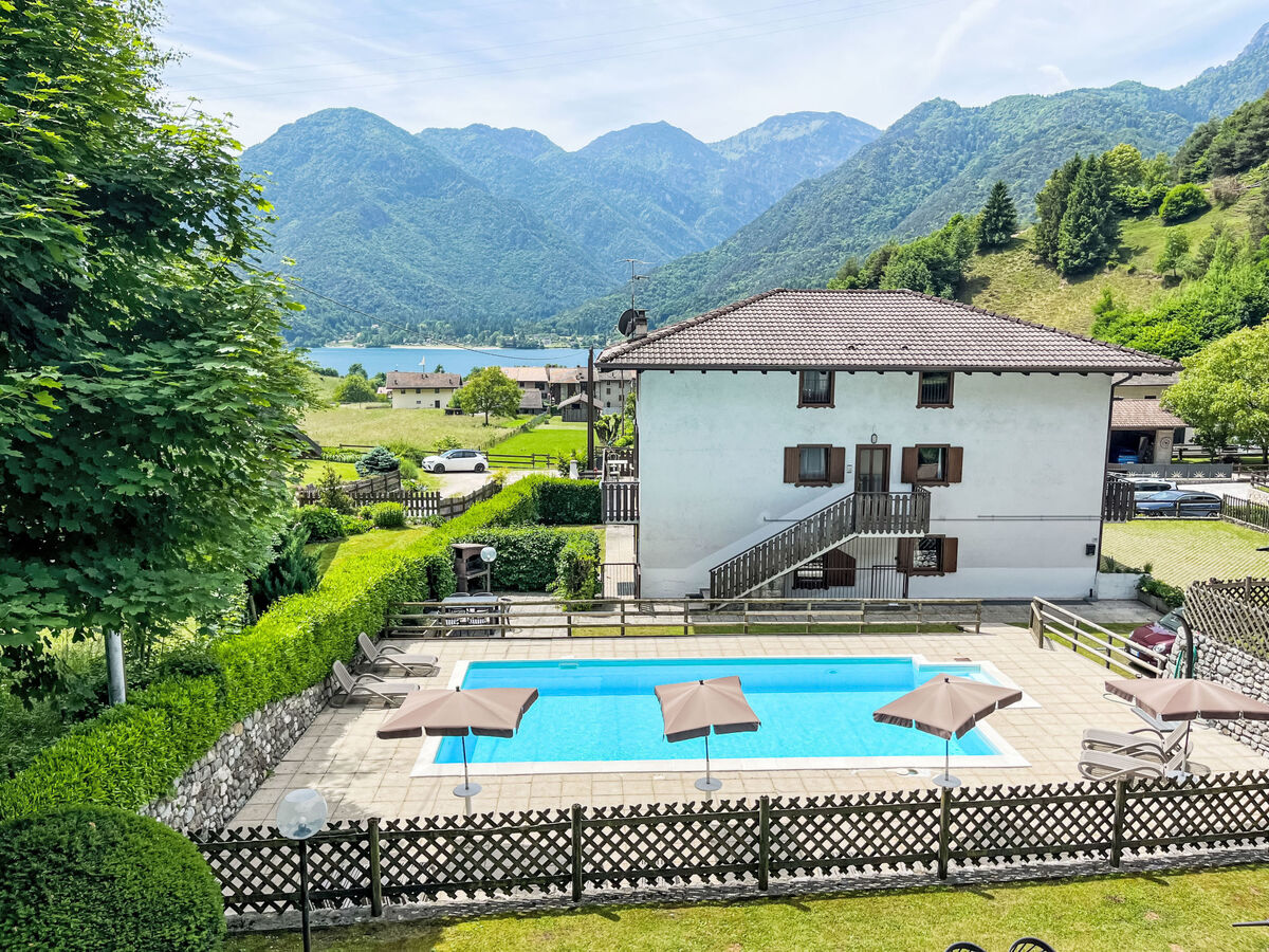 Appartement Dromaè au lac de Ledro, piscine et balcon - Photo 3