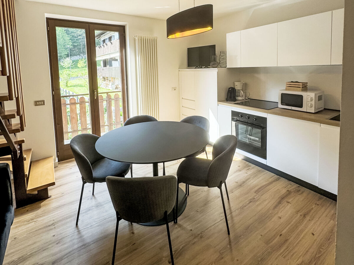 Appartement Dromaè au lac de Ledro, piscine et balcon - Photo 6