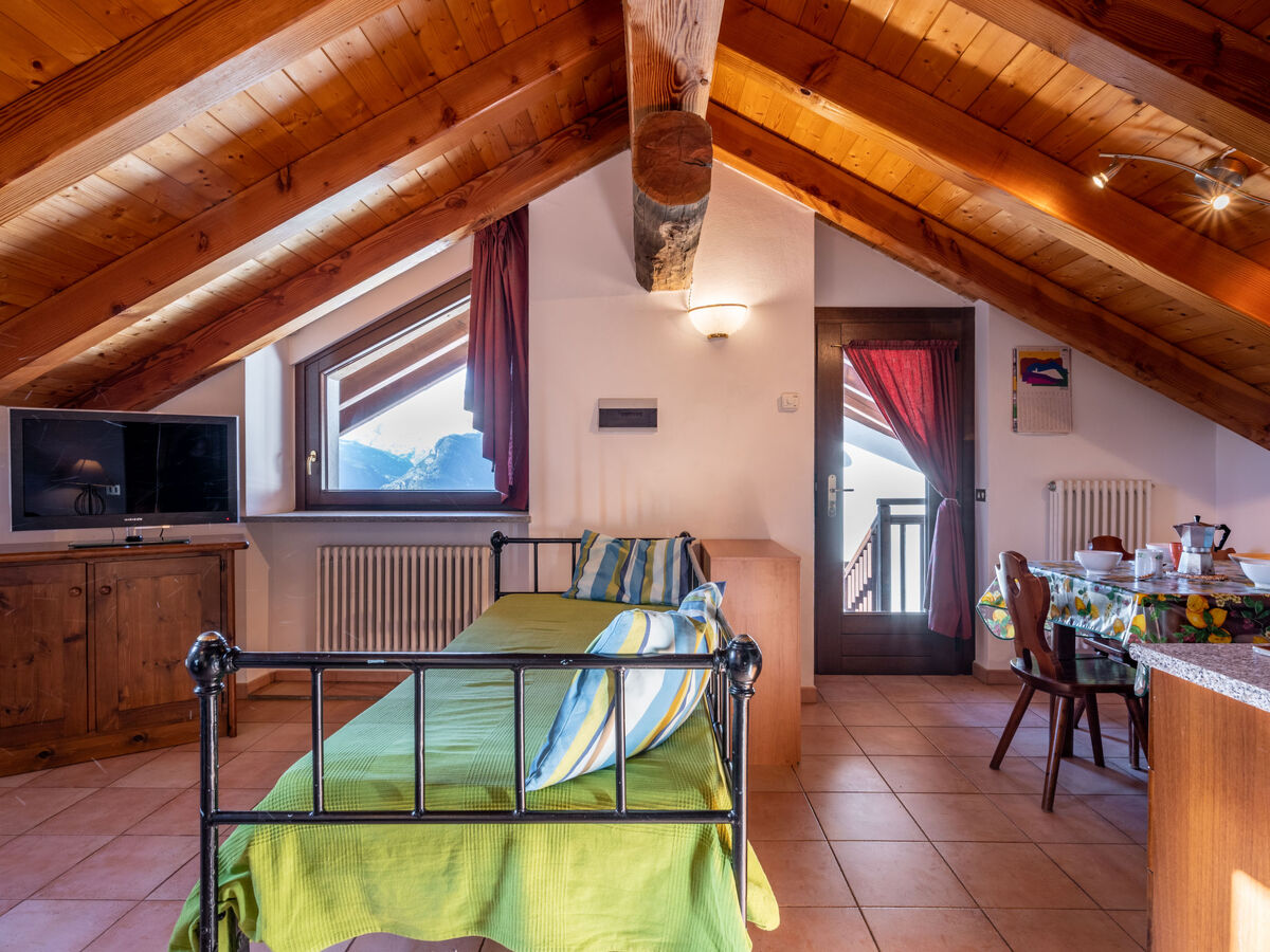 Appartement Grand Sarriod à 1 470 m, vue panoramique sur les Alpes - Photo 4