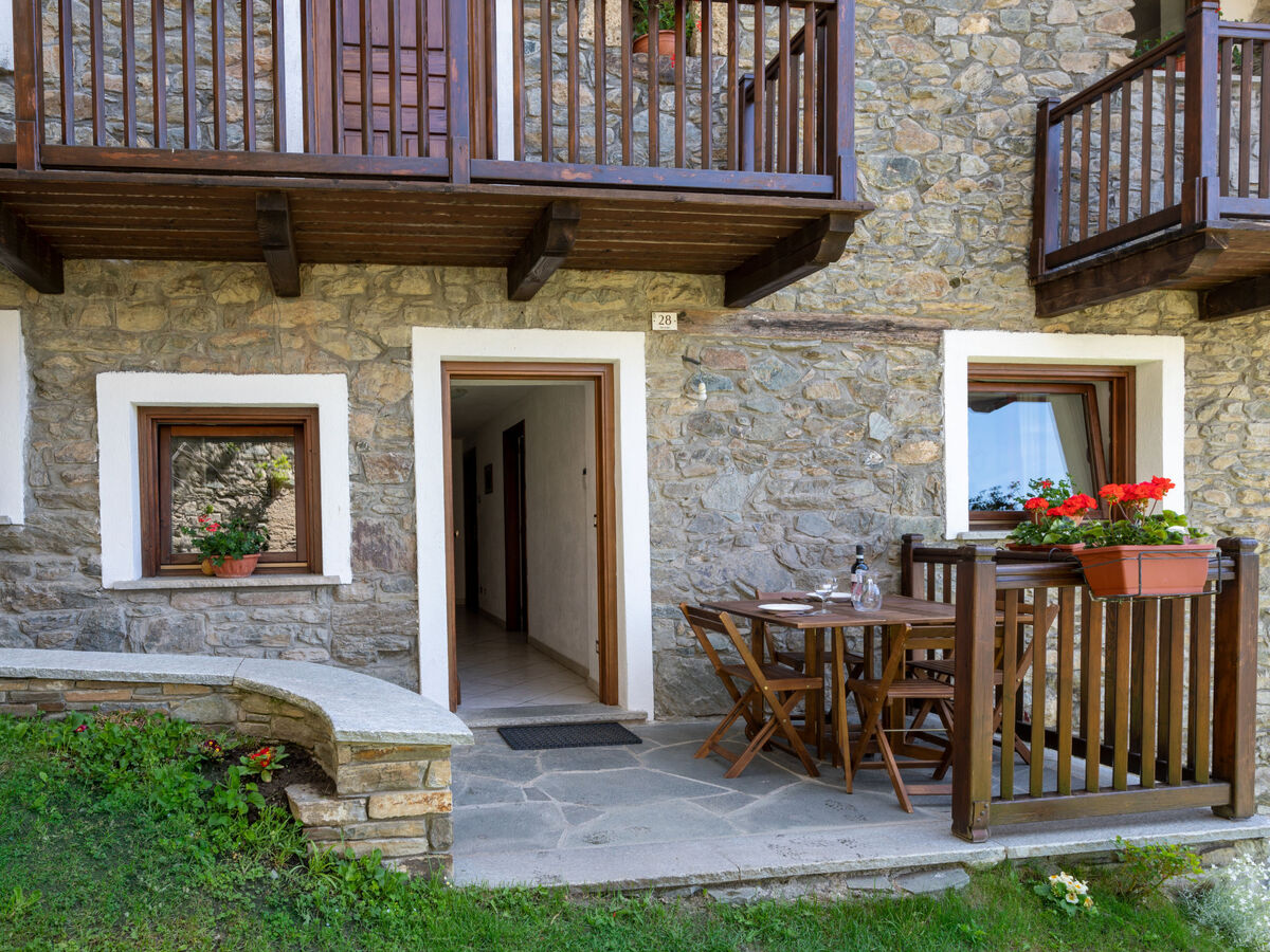 Appartement rustique à Ville sur Sarre, vue panoramique montagne - Photo 3