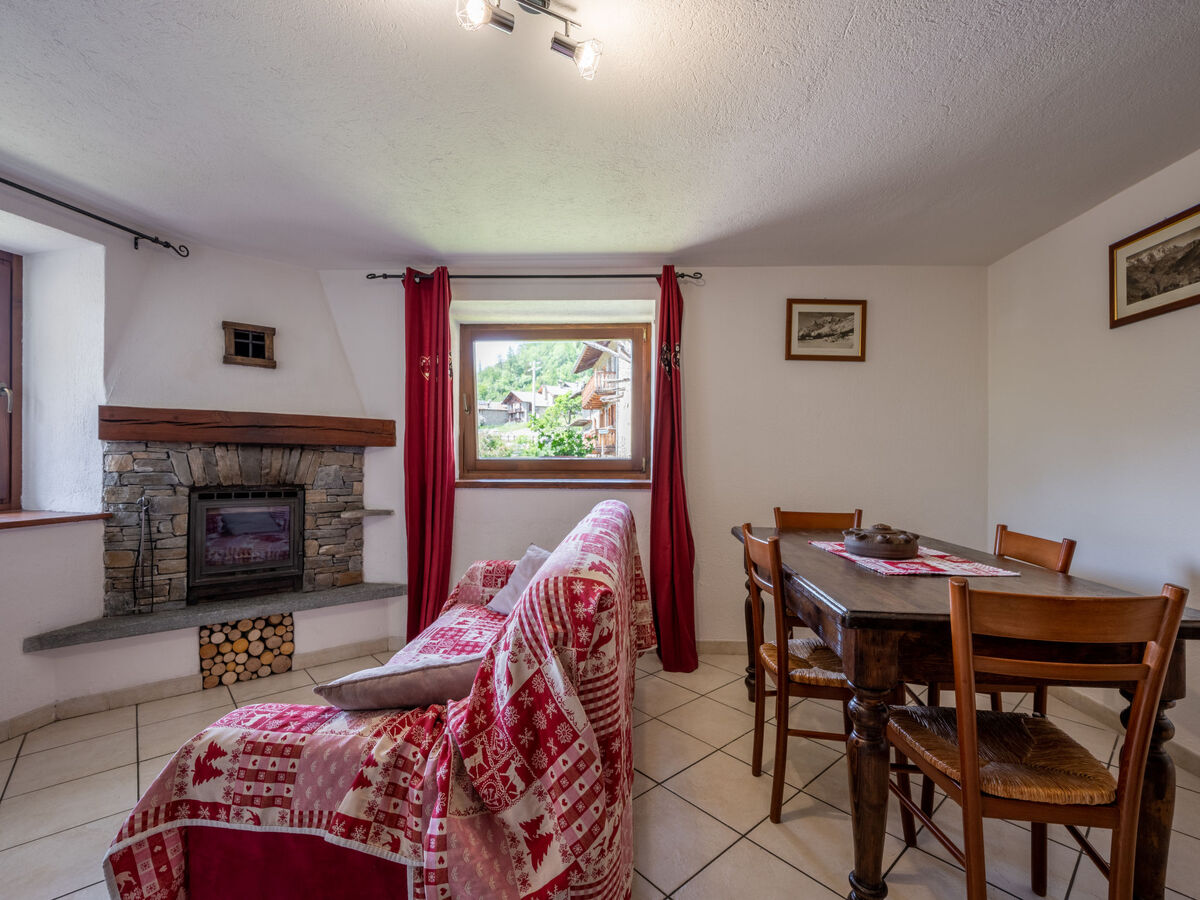 Appartement rustique à Ville sur Sarre, vue panoramique montagne - Photo 4
