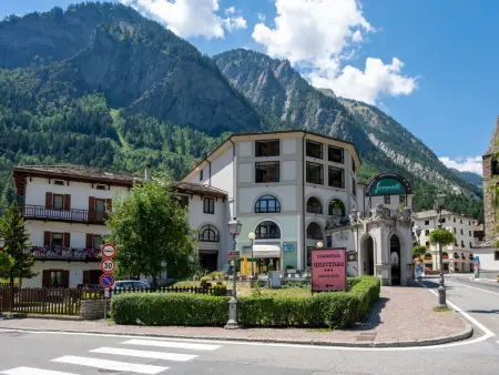 Location appartement à Courmayeur, Universo