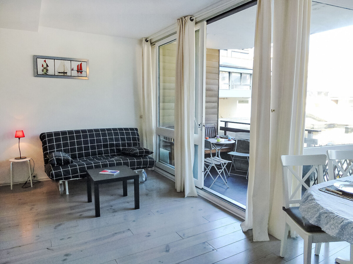 Appartement vue port à Deauville, terrasse couverte - Photo 9