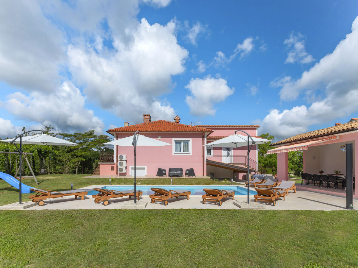 Dordana, maison 6 chambres avec piscine privée à Labin - Photo 1