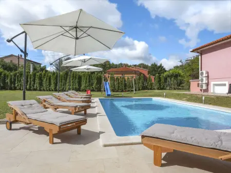 Dordana, maison 6 chambres avec piscine privée à Labin : photo 3