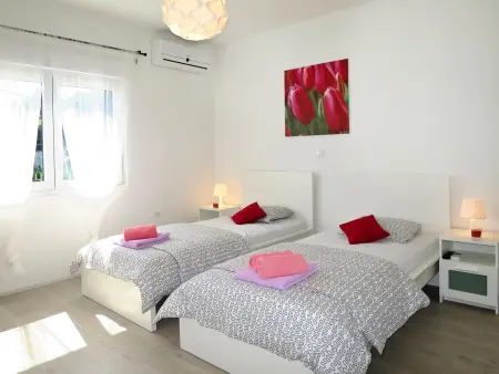Dordana, maison 6 chambres avec piscine privée à Labin : photo 17