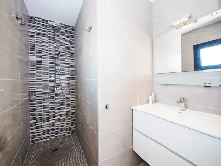 Maison Norfeu avec piscine privée et amarrage canal - Photo 21