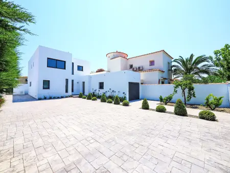 Maison Norfeu avec piscine privée et amarrage canal - Photo 35