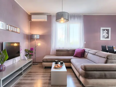 Neja, maison 14 personnes avec piscine privée à Pula : photo 7