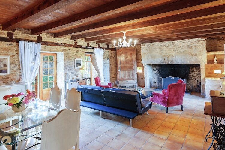 Maison pierre 1663 en forêt, Saint-Caprais - Photo 9