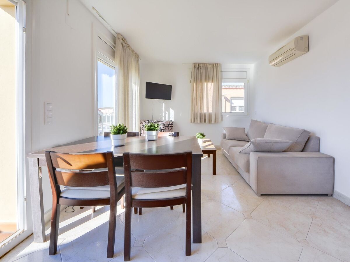 Maison Puigmal - Empuriabrava, 2 chambres, terrasse 35 m² - Photo 3