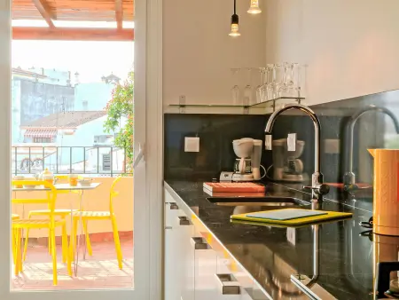 Appartement rénové 70m² à 100m de la plage : photo 6