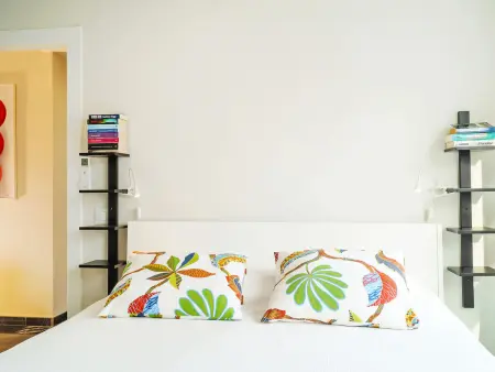 Appartement rénové 70m² à 100m de la plage : photo 12