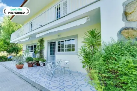 Location appartement à Abragão Penafiel, Villa avec piscine près de la vallée du Douro