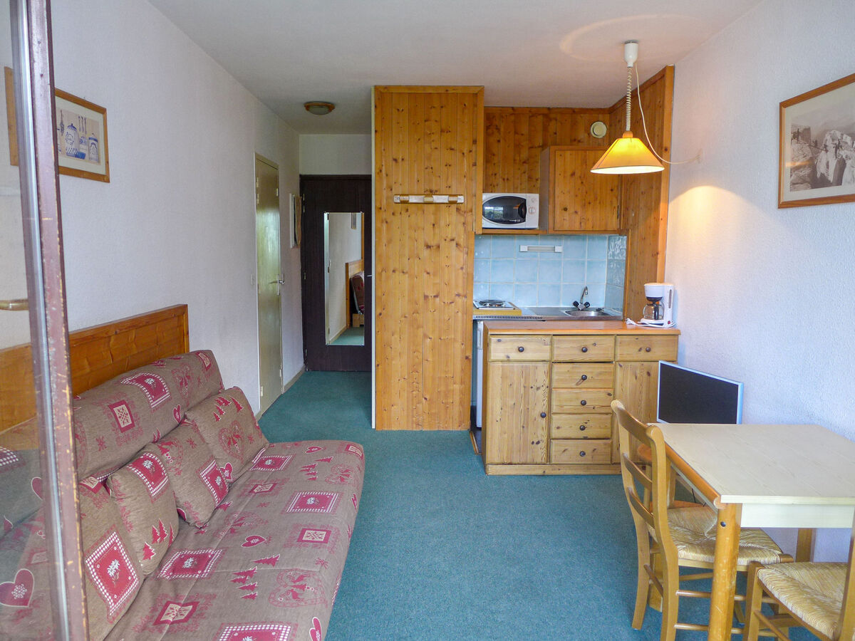 Studio rénové 18 m² avec balcon sud-ouest à Chamonix - Photo 15