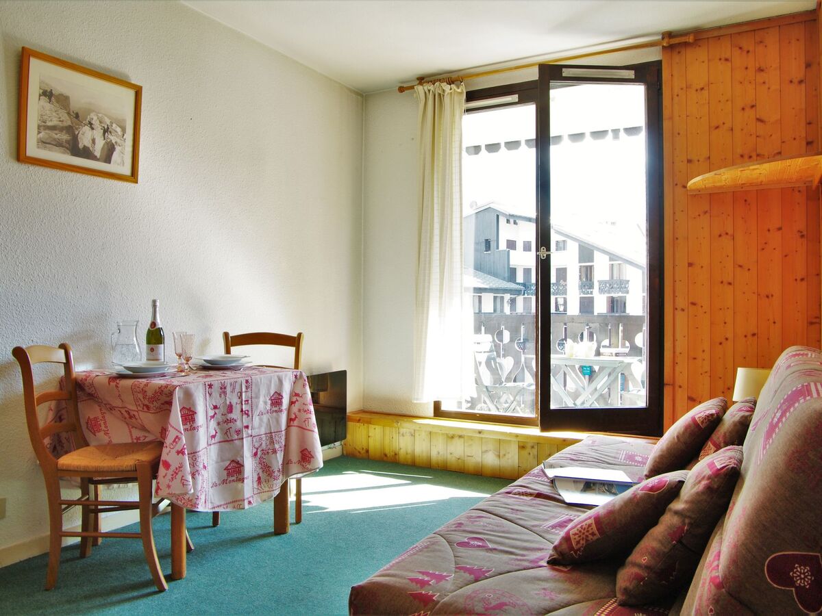 Studio rénové 18 m² avec balcon sud-ouest à Chamonix - Photo 16