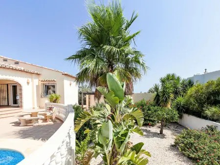 Villa Capi à Pego : piscine et vue panoramique - Photo 18