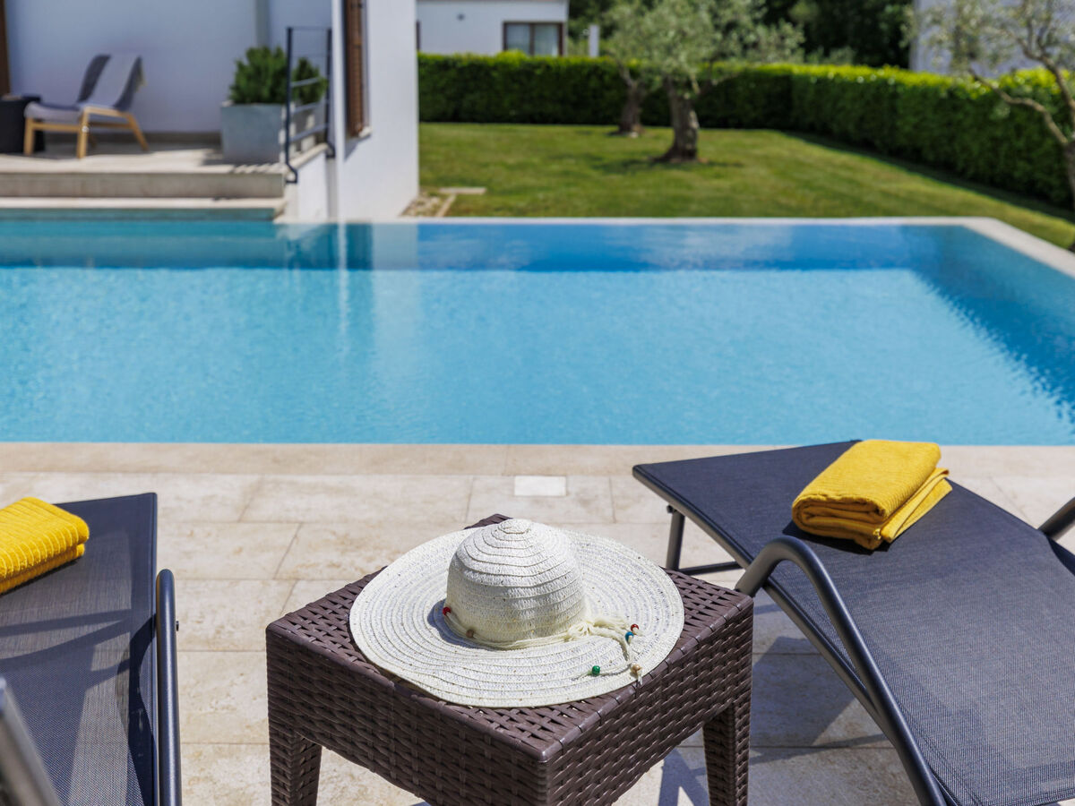 Villa Luna Rossa, piscine privée 5x10m, 8 personnes - Photo 21