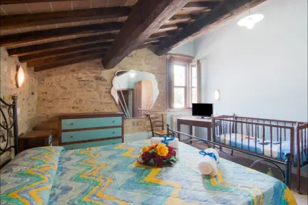 Martino, Ferme près du lac Trasimène avec piscine - Photo 17