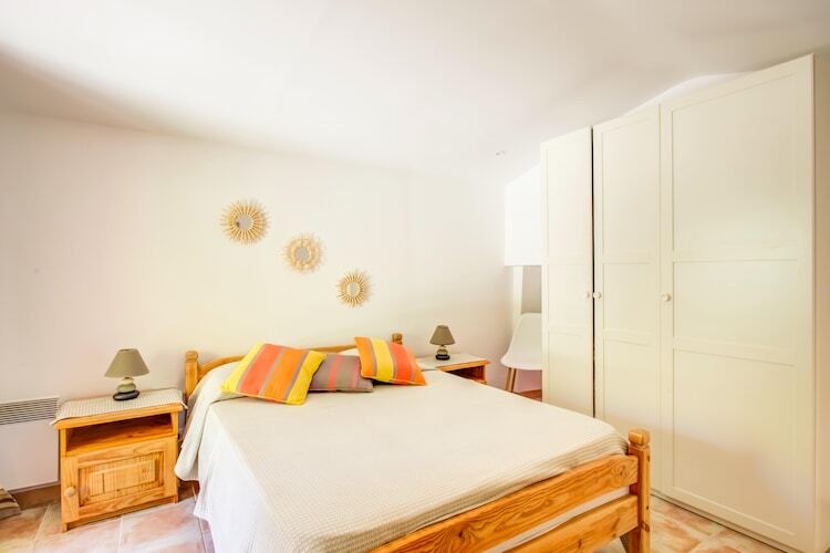 La Bergerie - Maison avec jardin clos à Berre-Les-Alpes - Photo 2
