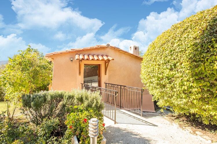 La Bergerie - Maison avec jardin clos à Berre-Les-Alpes - Photo 5