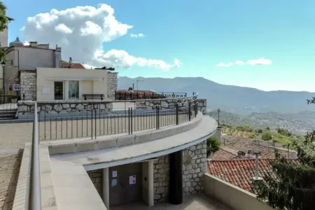 La Bergerie - Maison avec jardin clos à Berre-Les-Alpes : photo 39