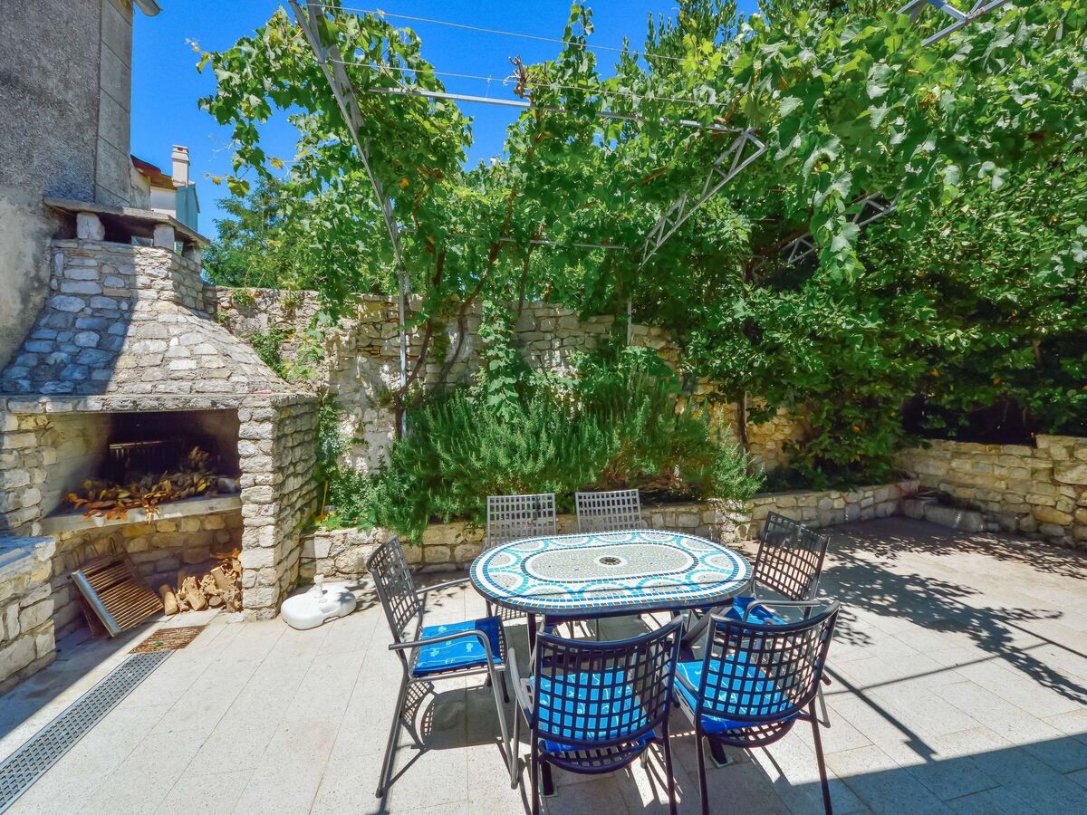 Maison Dubravka à Osor, 100 m de la mer - Photo 2