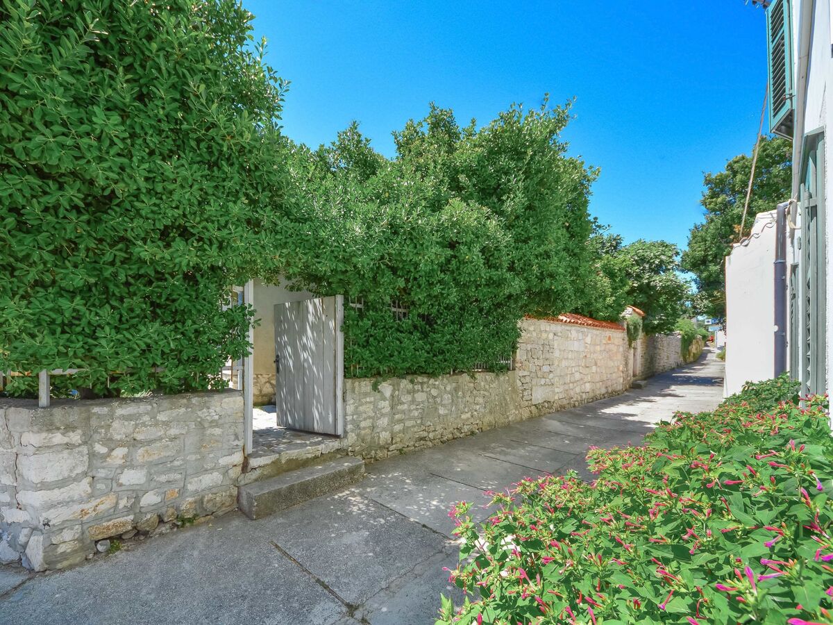 Maison Dubravka à Osor, 100 m de la mer - Photo 18