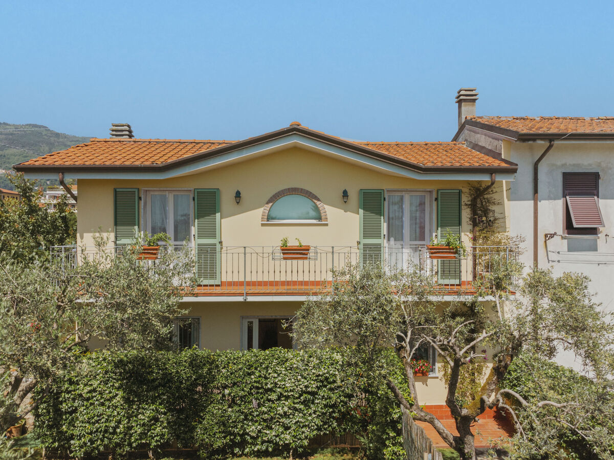 Maison Giuliana - Marina di Massa, 3.5 km de la mer - Photo 1