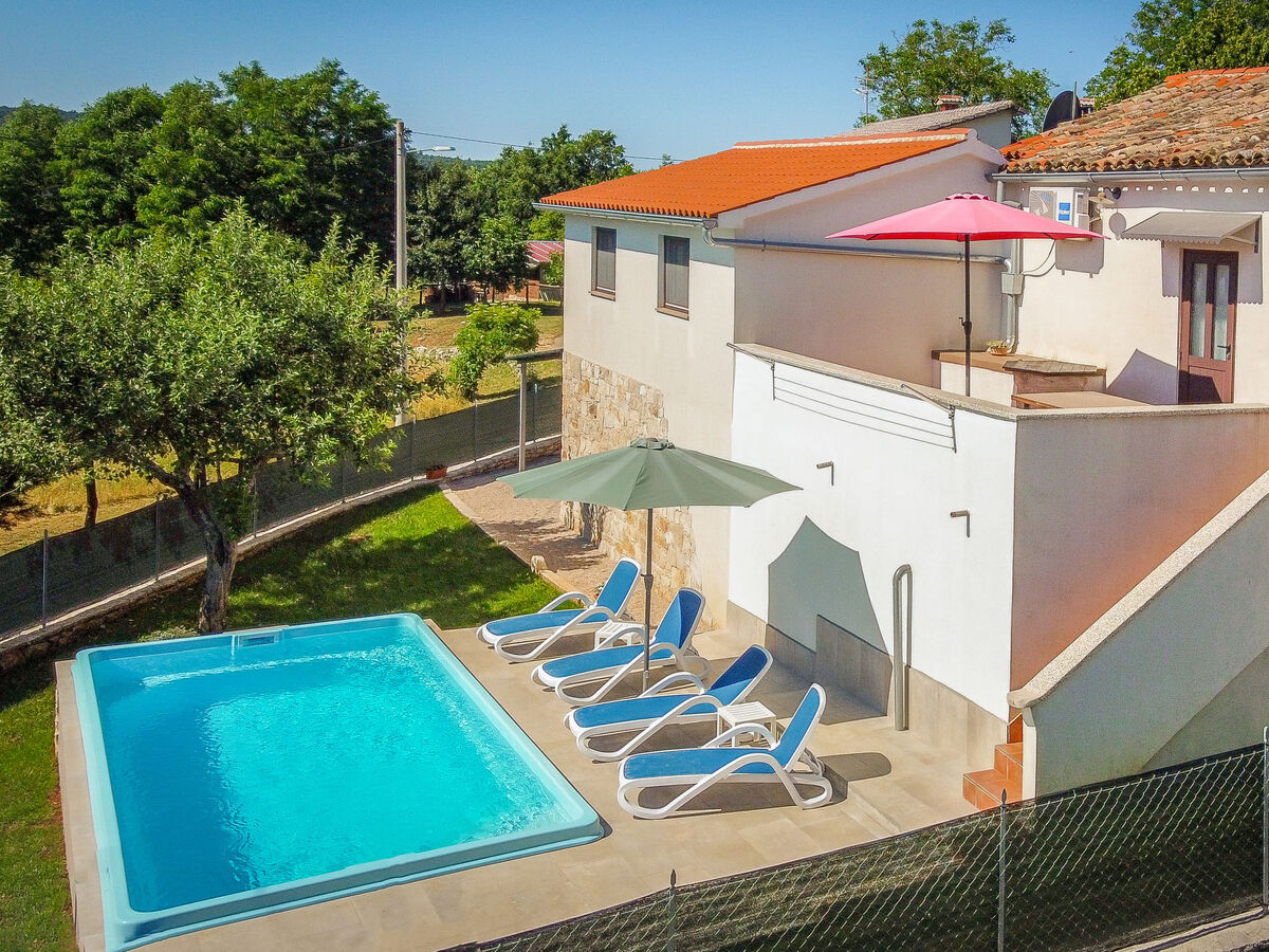 Maison Danica à Pazin avec piscine privée - Photo 1