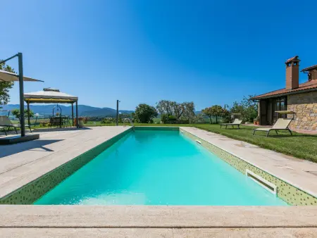Maison Metallo à Colle Val d'Elsa, piscine et vue sur la Toscane : photo 2
