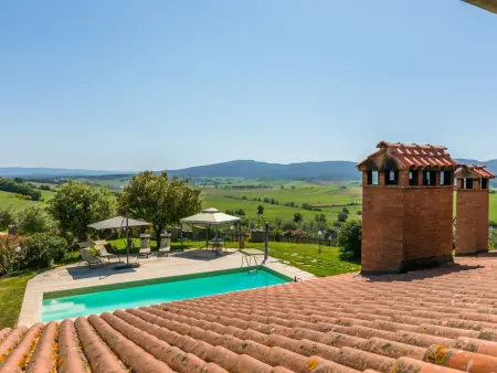 Maison Metallo à Colle Val d'Elsa, piscine et vue sur la Toscane : photo 3