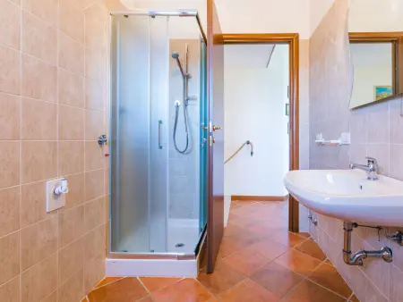 Maison Metallo à Colle Val d'Elsa, piscine et vue sur la Toscane : photo 41