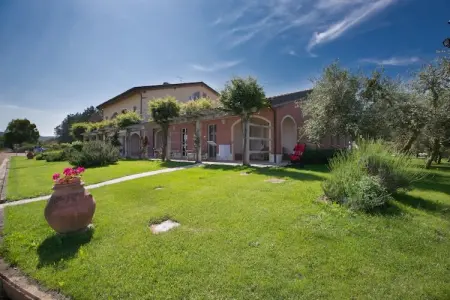 Location maison à Braccagni, Maison à Braccagni avec spa et golf