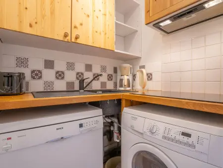 Les Lauzes D12 - Apt 2 pièces aux Ménuires : photo 9