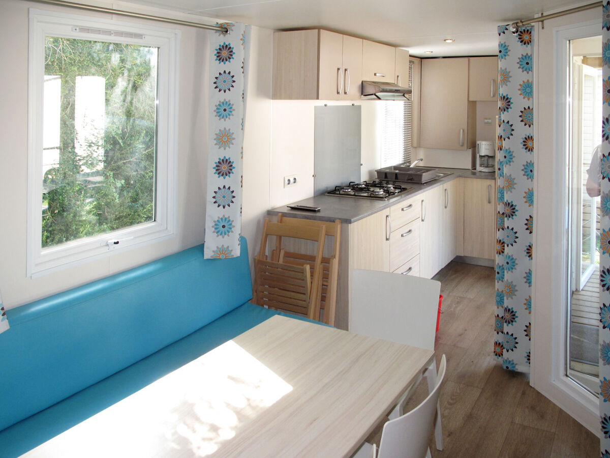 Mobil-home 2 chambres au Domaine de Château Laval - Photo 7