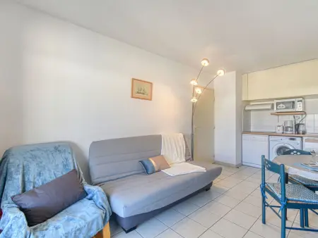 Le Cesarée – Apt 2 pièces Fréjus, terrasse vue piscine : photo 8