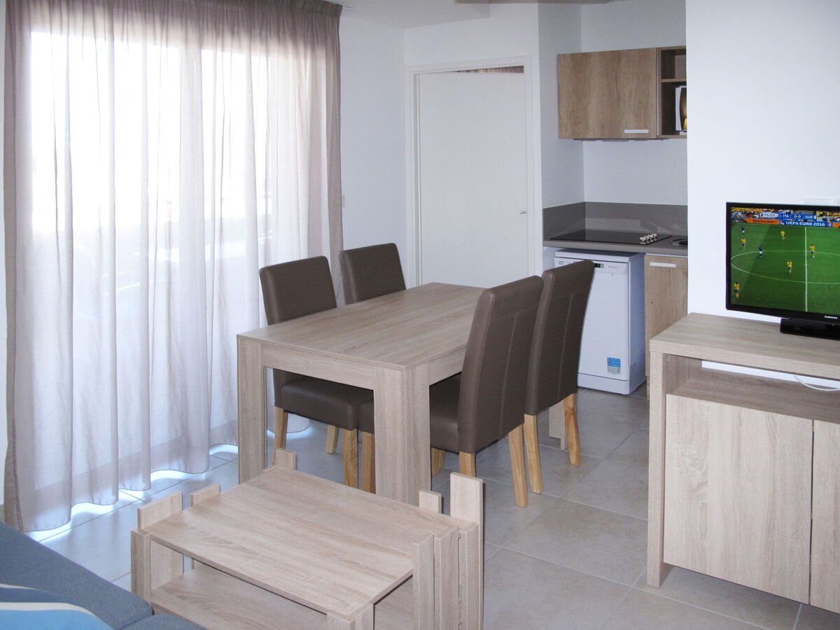 Odalys Référence Le Lotus Blanc, Appartement 6 personnes à Le Barcarès - Photo 9