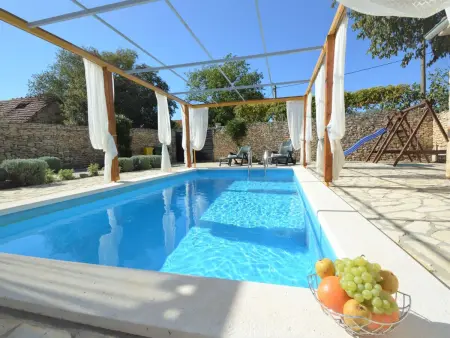 Location maison à Oklaj, Marija