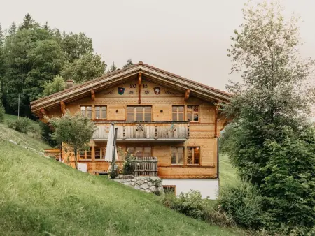 Location appartement à Gstaad, Giferblick Appartement/Fewo, Dusche und Bad, WC 6-Bettwohnung