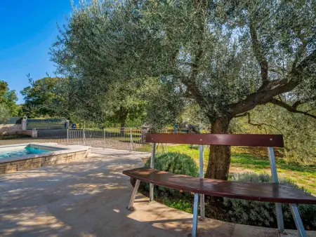 Ulika : maison 3 étages, piscine privée, 13 personnes : photo 5