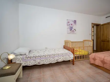 Ulika : maison 3 étages, piscine privée, 13 personnes : photo 22