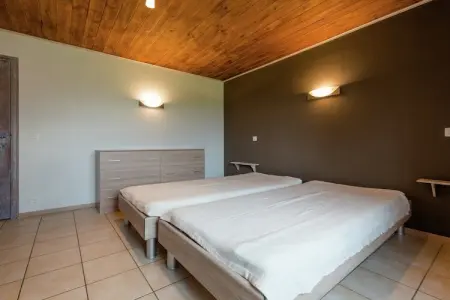 Villa A la Clairette à Brisy, sauna et loisirs : photo 5