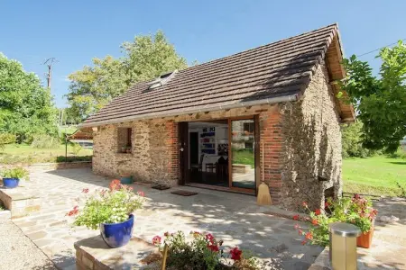 La Bergerie, Chalet dans un pittoresque village médiéval - Photo 1