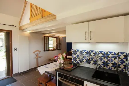 La Bergerie, Chalet dans un pittoresque village médiéval - Photo 9