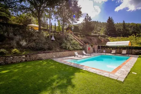 Location maison à Cortona, Maison à Cortona avec Piscine et Jardin