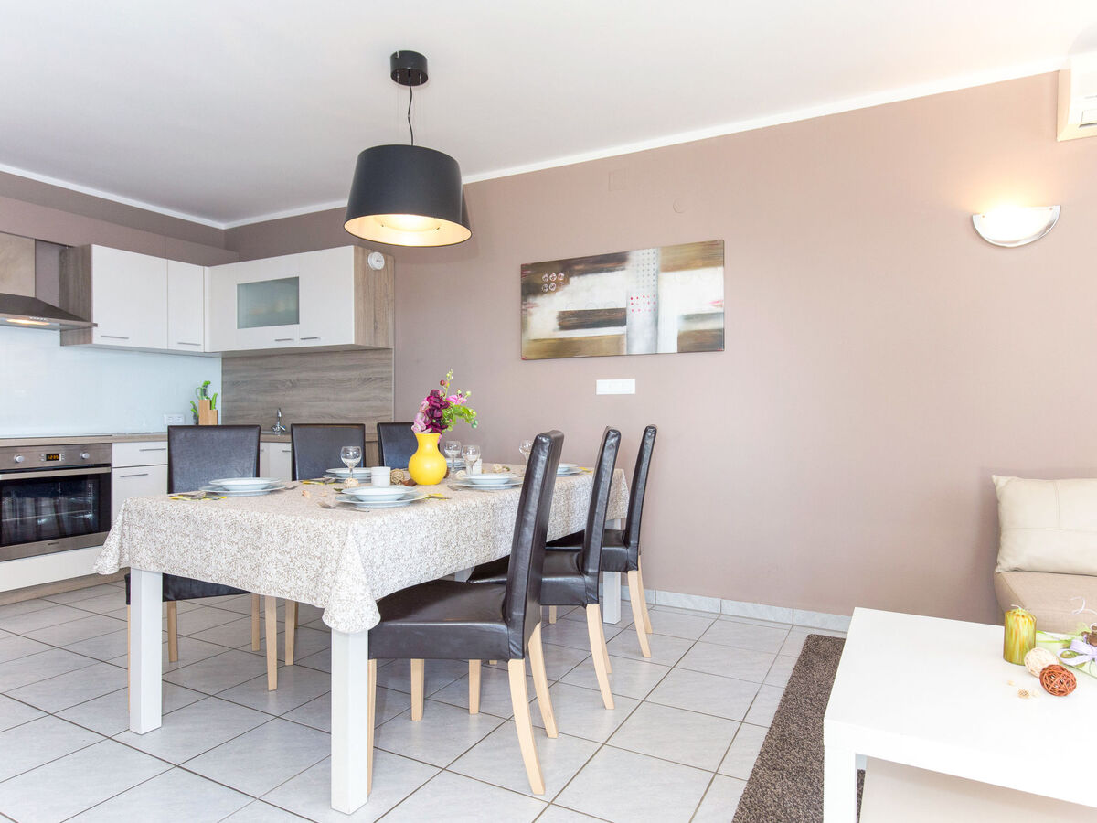 Filip & Katja, maison 4 chambres avec piscine privée - Photo 8