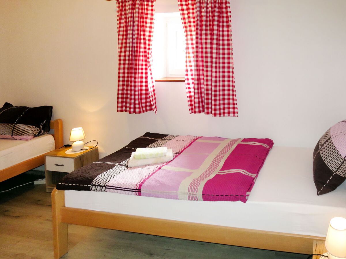 Maison Marija à Starigrad-Paklenica, 2 km de la plage - Photo 10