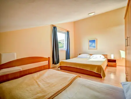 Melandura – Maison 12 chambres, piscine privée, vue mer : photo 25