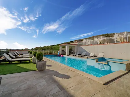 Melandura – Maison 12 chambres, piscine privée, vue mer : photo 30